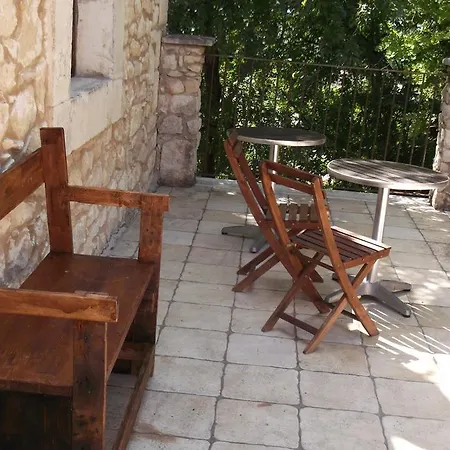 Porta Maiella * San Valentino in Abruzzo Citeriore