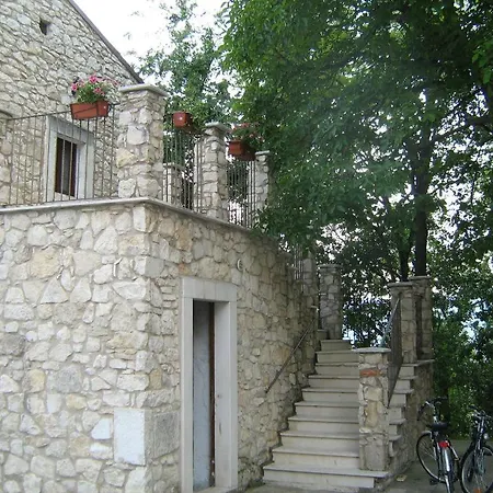 Porta Maiella Bed & Breakfast *